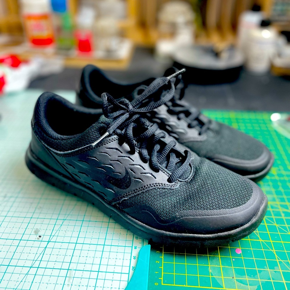 NIKE WOMENS ORIVE NM RUNNING SHOES BLACK BLACK ANTHRACITE SZ 7